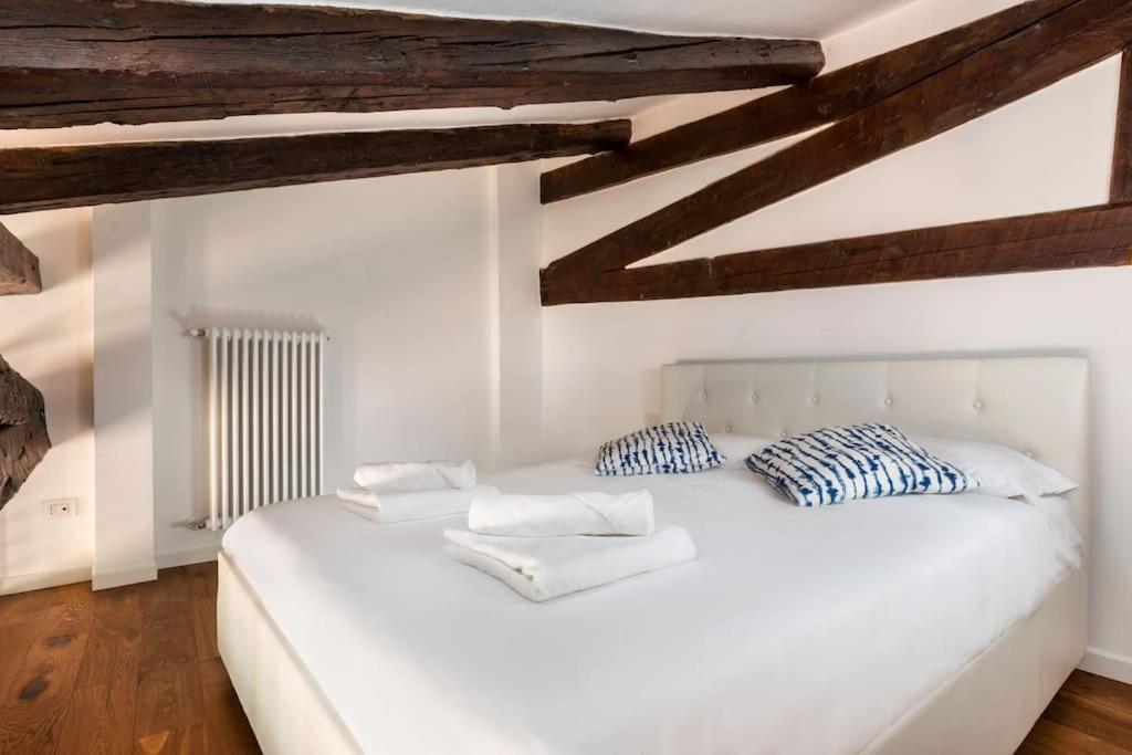 Guggenheim Luxury Suites By Bricola Apartments Venedik Dış mekan fotoğraf
